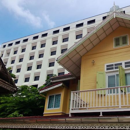 Panida Suite Hotel Bangkok Eksteriør billede