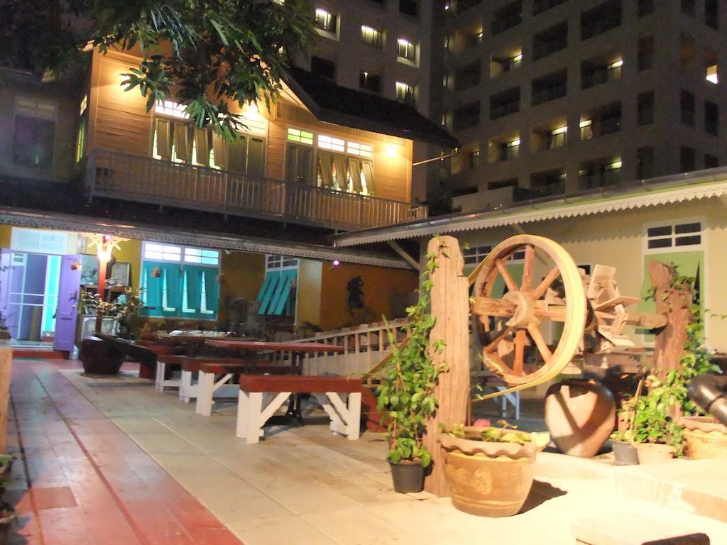 Panida Suite Hotel Bangkok Eksteriør billede
